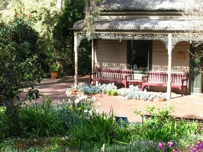 Built in 1850-51 as an Under Gardener’s Cottage, to the design of Henry Ginn, Colonial Architect, Plant Craft Cottage is the earliest of a number of buildings within the Gardens with a heritage listing.